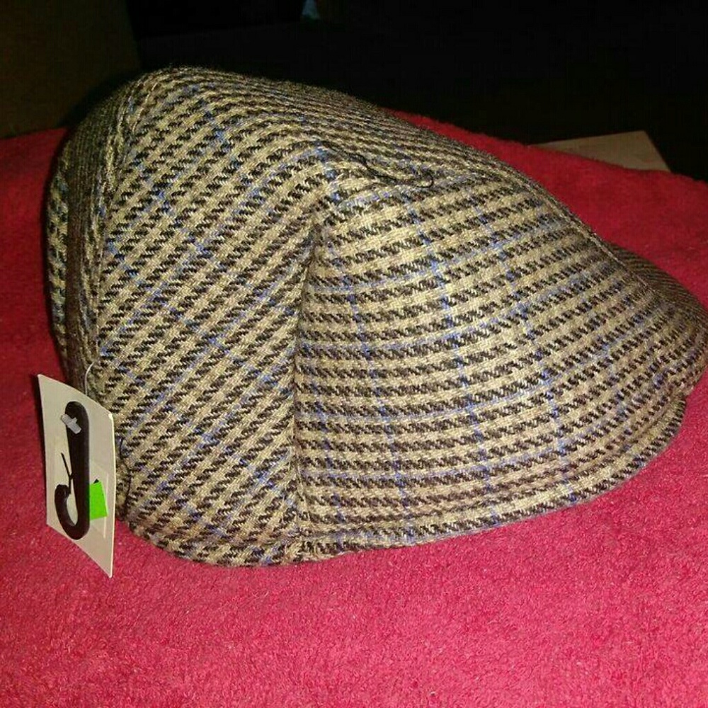 HAT